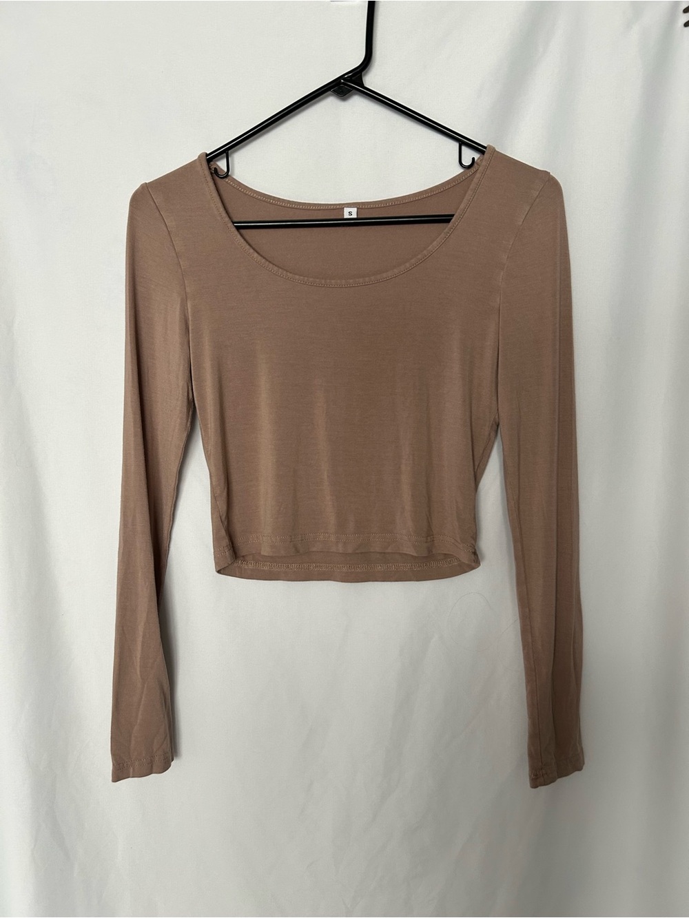 Women’s Long Sleeve Scoop Neck Crop Top - Brown